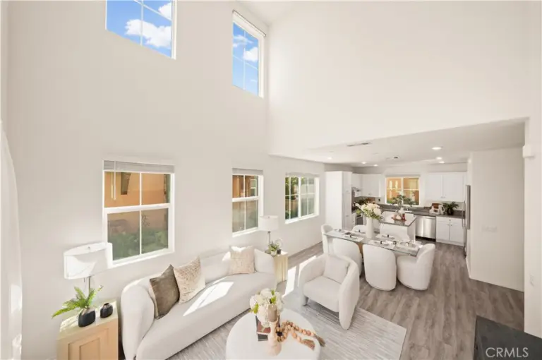 7149 Montecito Ln, Eastvale