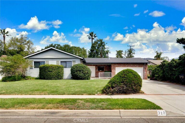 717 E Laurel Avenue, Glendora