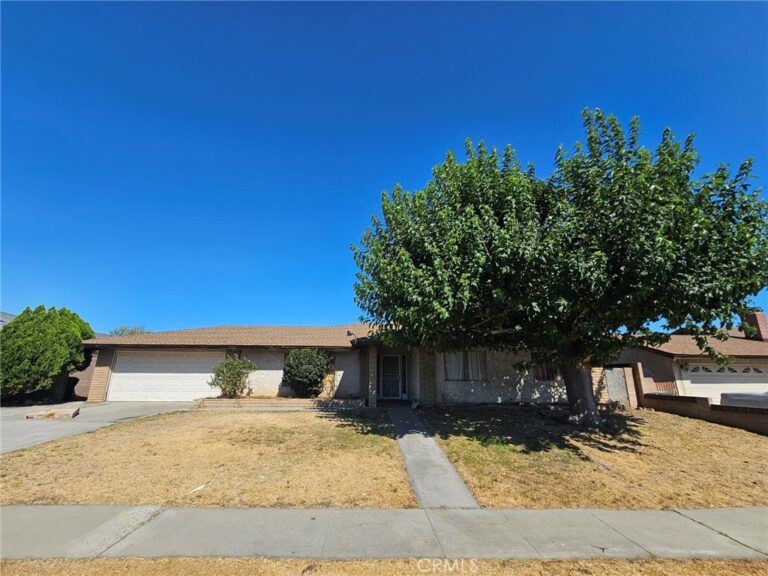 737 N Fillmore, Rialto
