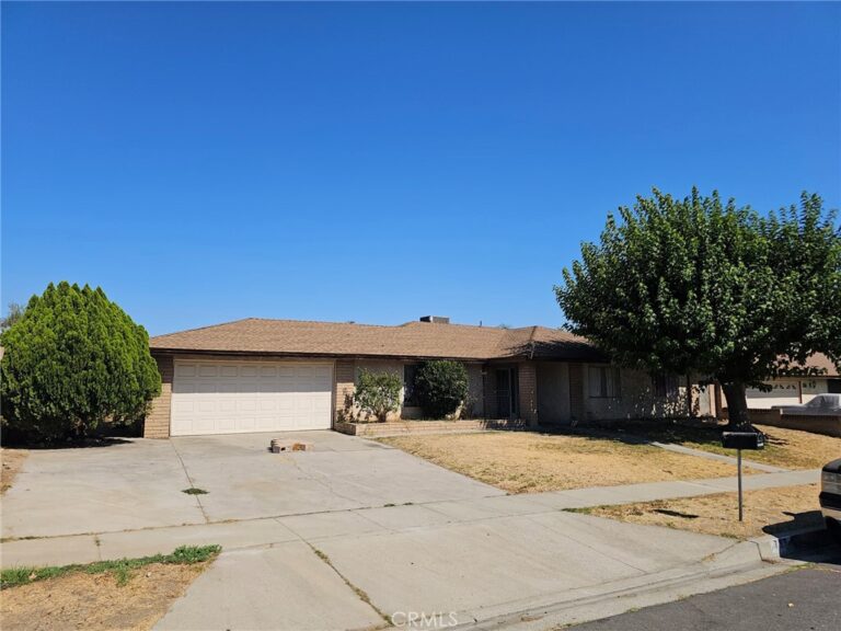 737 N Fillmore, Rialto