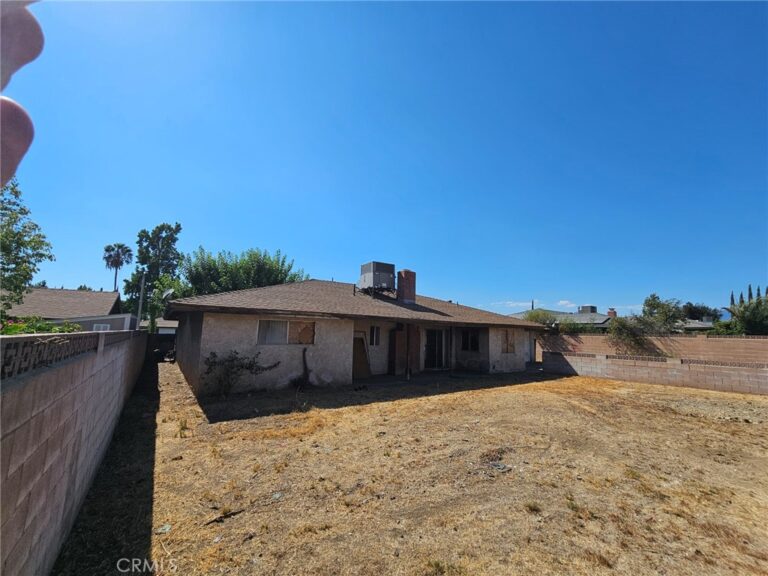 737 N Fillmore, Rialto