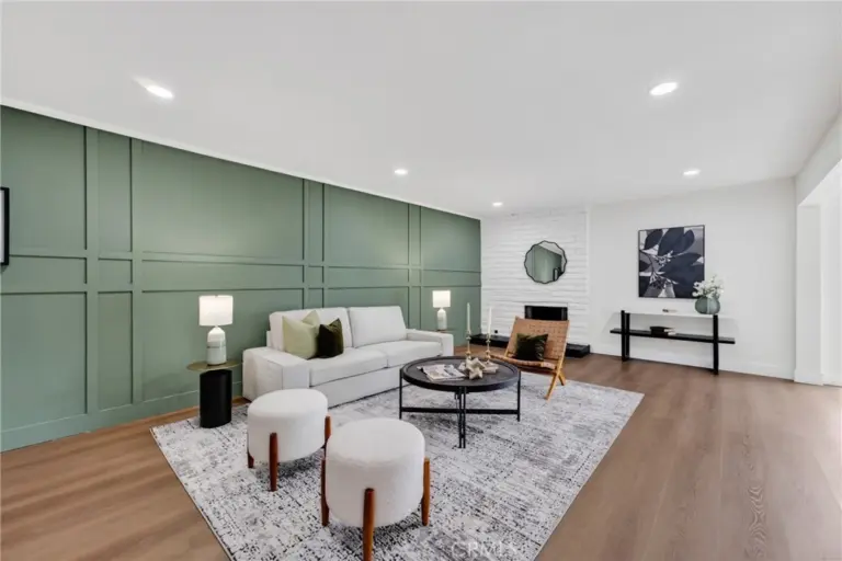 751 N Grand, Glendora