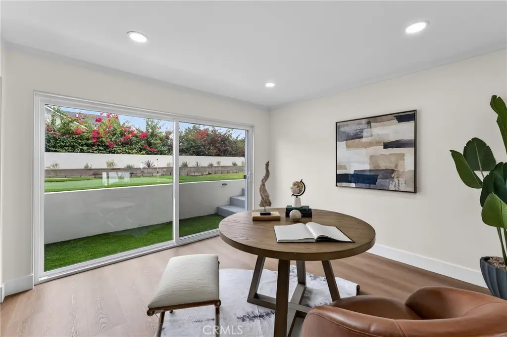 751 N Grand, Glendora