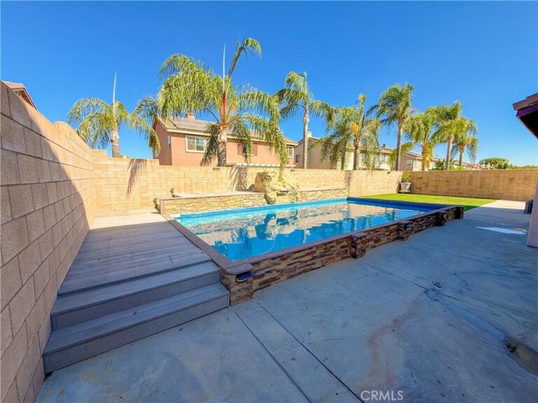 7565 Blue Mist Court, Fontana