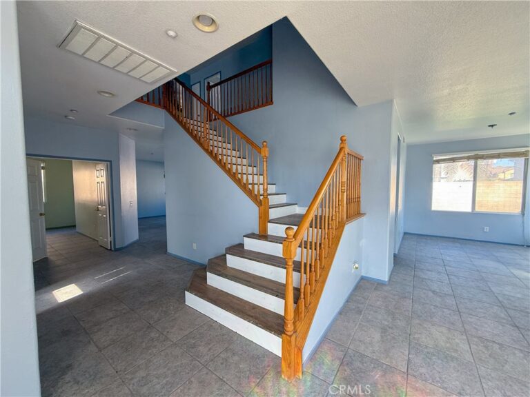 7565 Blue Mist Court, Fontana