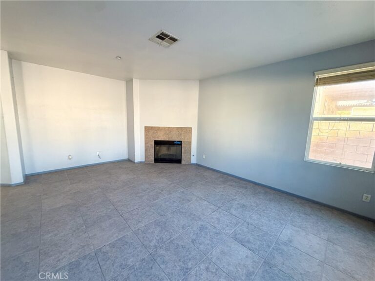 7565 Blue Mist Court, Fontana
