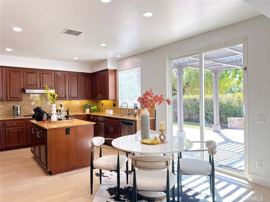 7586 Wild Horse Way, Rancho Cucamonga