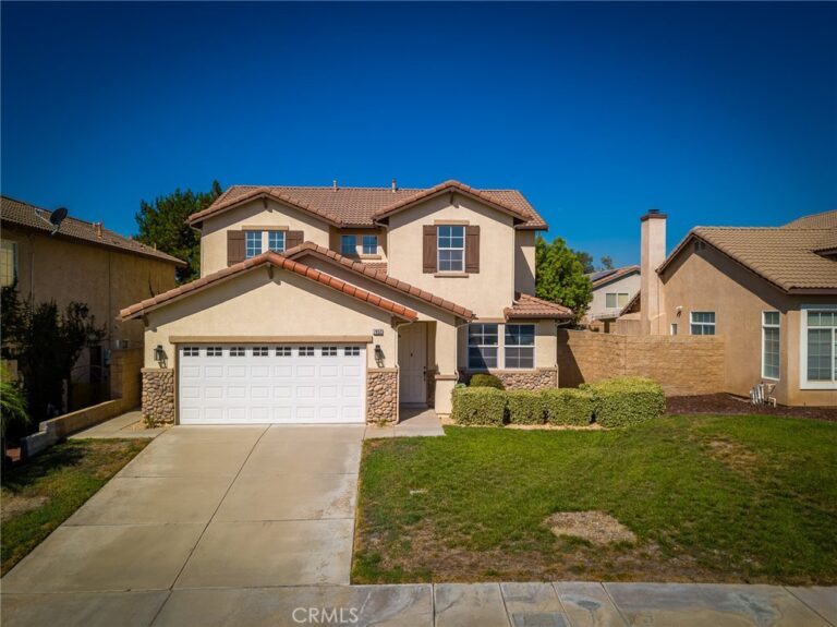 7652 Lavender St, Fontana