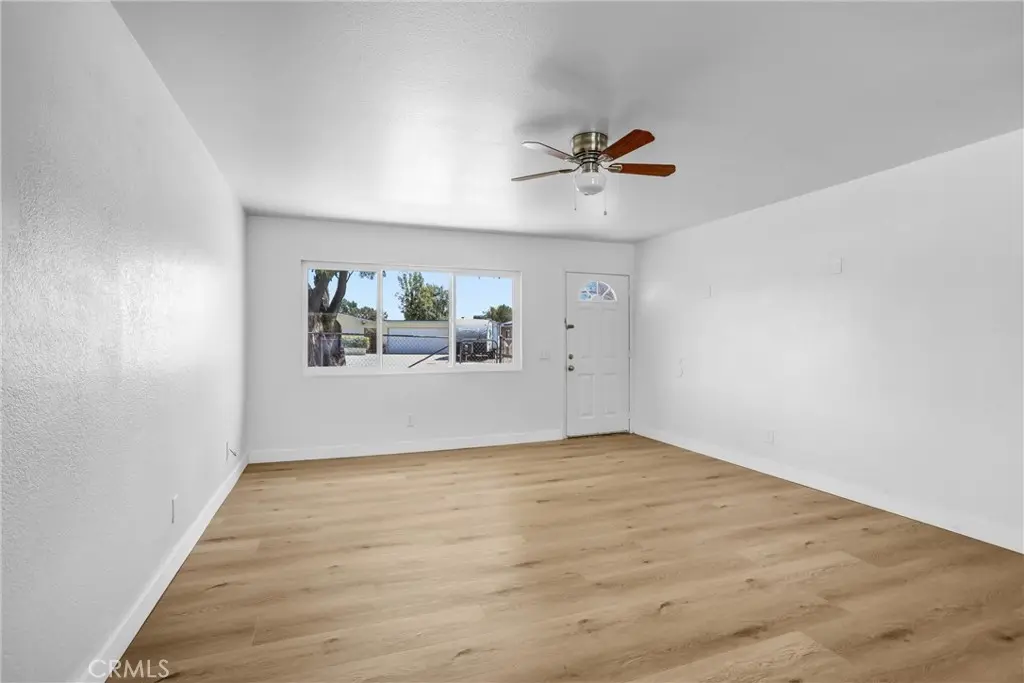 7716 Juniper Avenue, Fontana