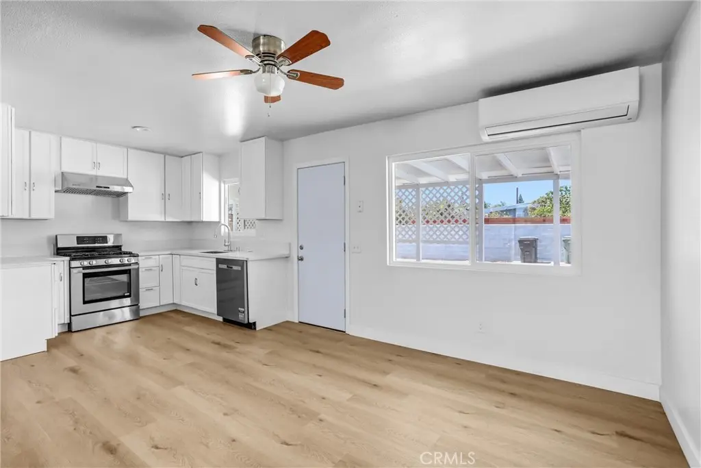 7716 Juniper Avenue, Fontana