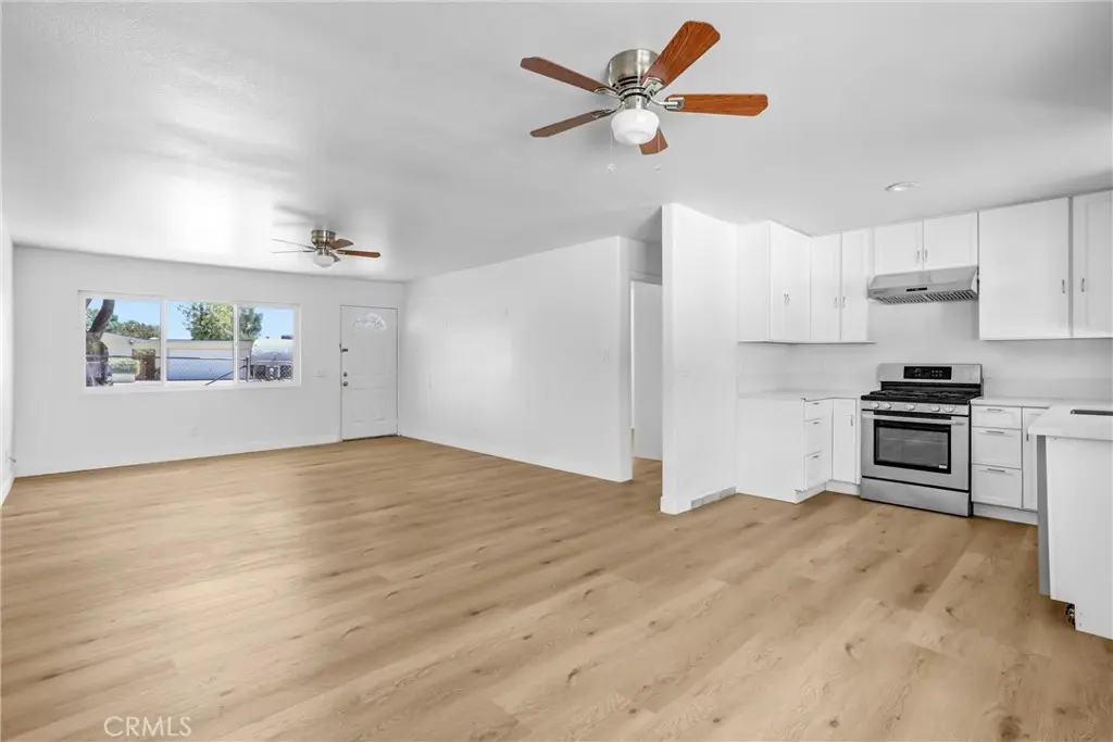 7716 Juniper Avenue, Fontana