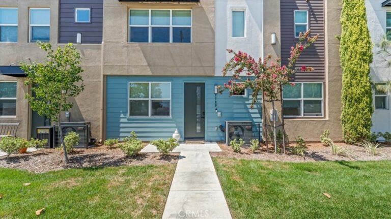 7729 Paxton Pl, Rancho Cucamonga