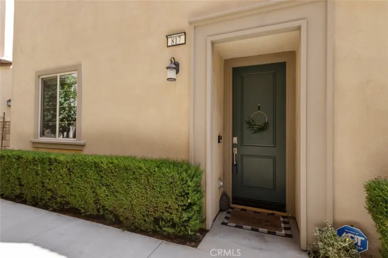 817 Cranberry Way, Upland