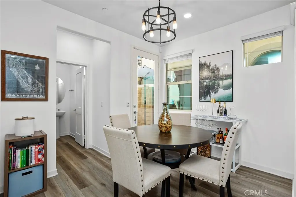 817 Cranberry Way, Upland