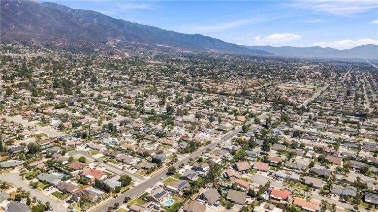 8449 Lemon Avenue, Rancho Cucamonga