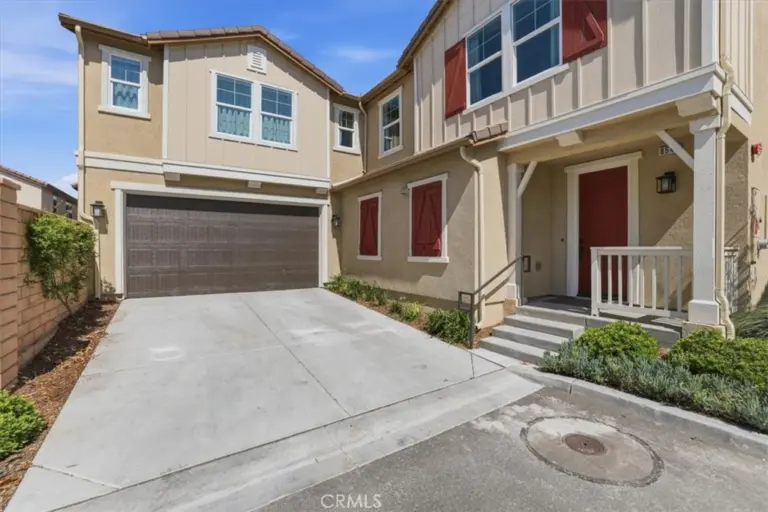 8542 Cougar Court, Chino