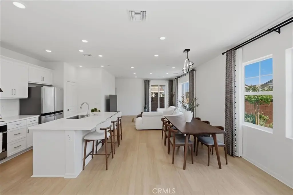 8542 Cougar Court, Chino