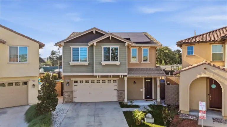 889 Campbell, Pomona