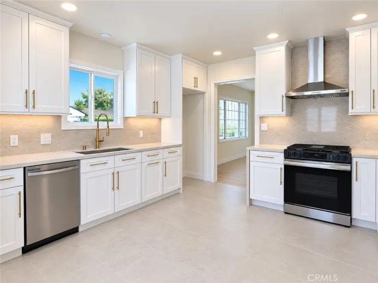 9262 Camulos Avenue, Montclair