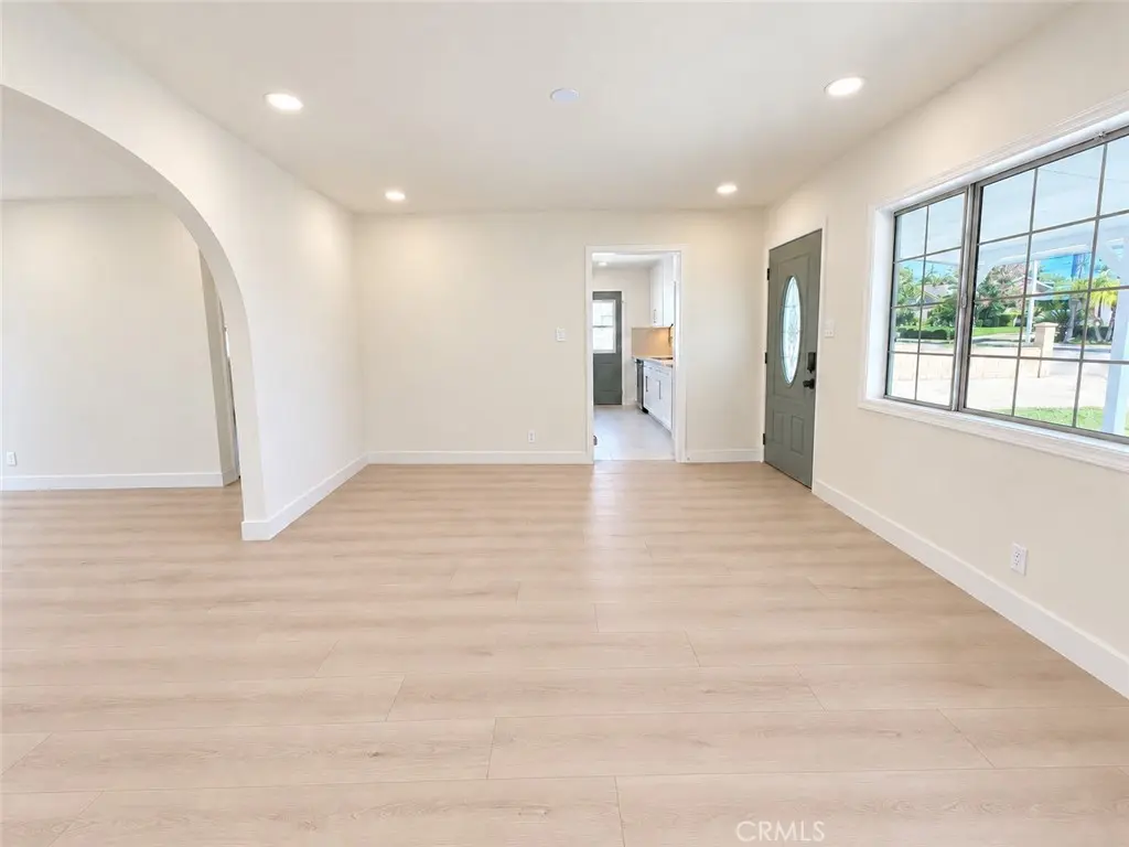 9262 Camulos Avenue, Montclair