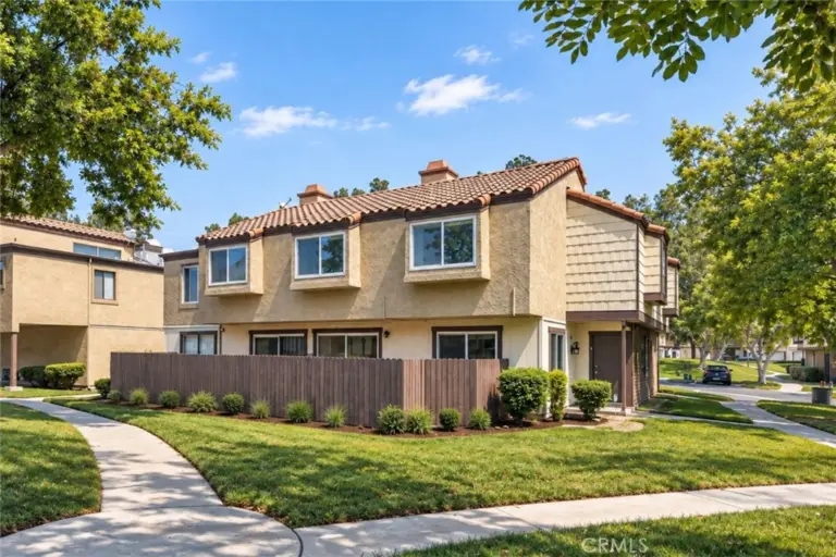 9404 Round Up #A, Montclair
