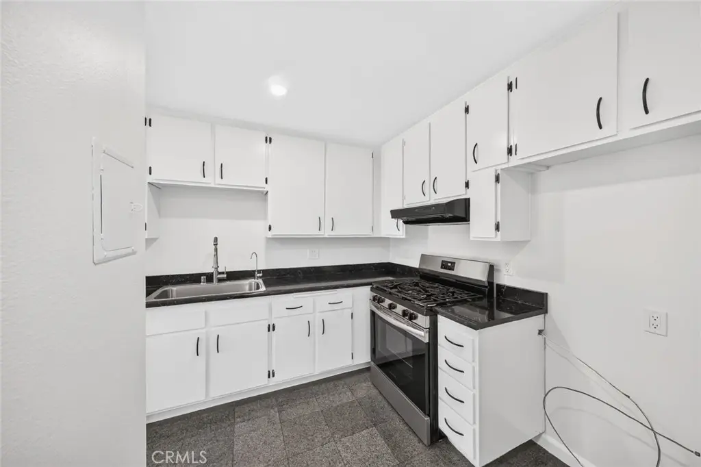 9404 Round Up #A, Montclair