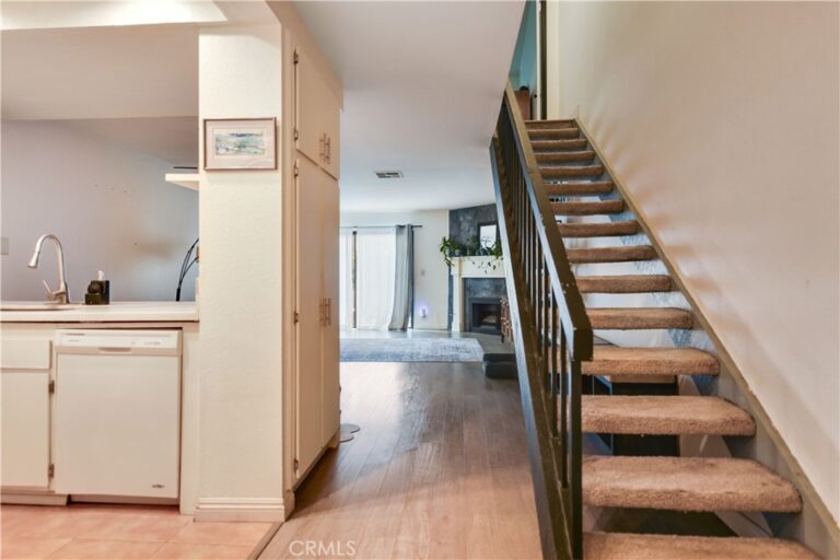 941 S Mountain, Ontario