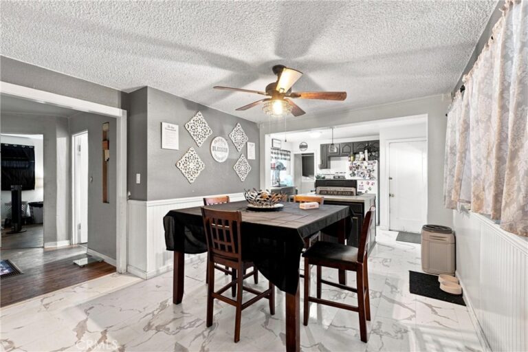 9606 Palmetto, Fontana