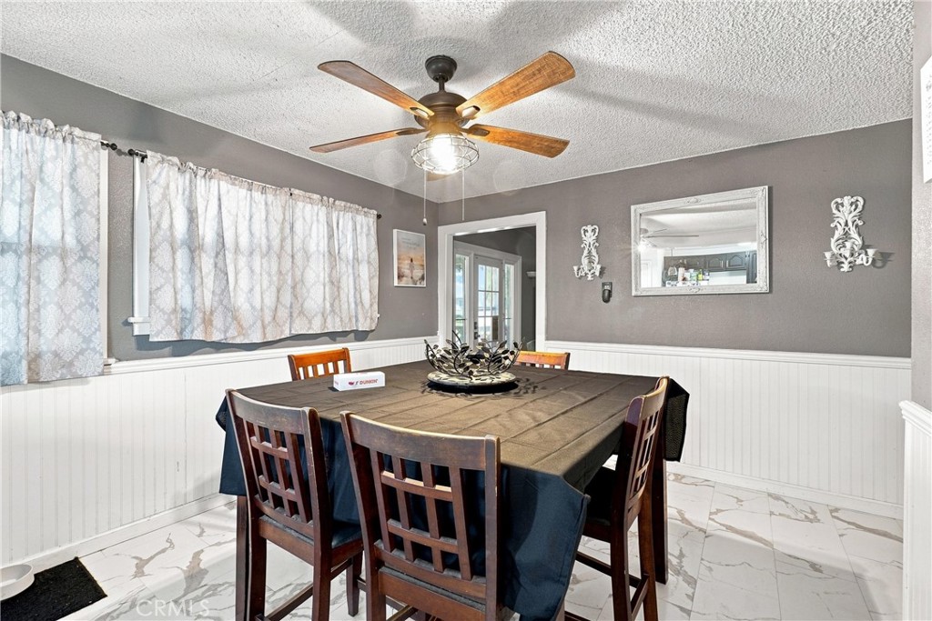 9606 Palmetto, Fontana